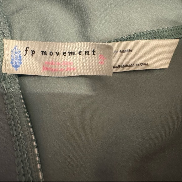 Free People Movement Turn Out tie crop legging slate crossover waist S - Picture 7 of 8